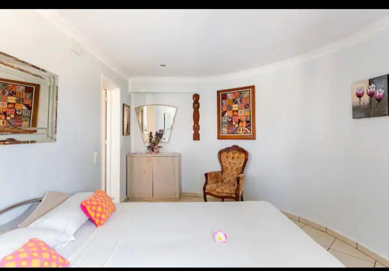 Villa Eva Asiana Guesthouse With Shared Pool Benissa Buitenkant foto