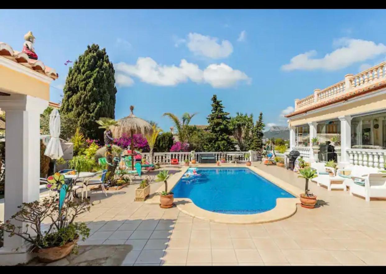 Villa Eva Asiana Guesthouse With Shared Pool Benissa Buitenkant foto