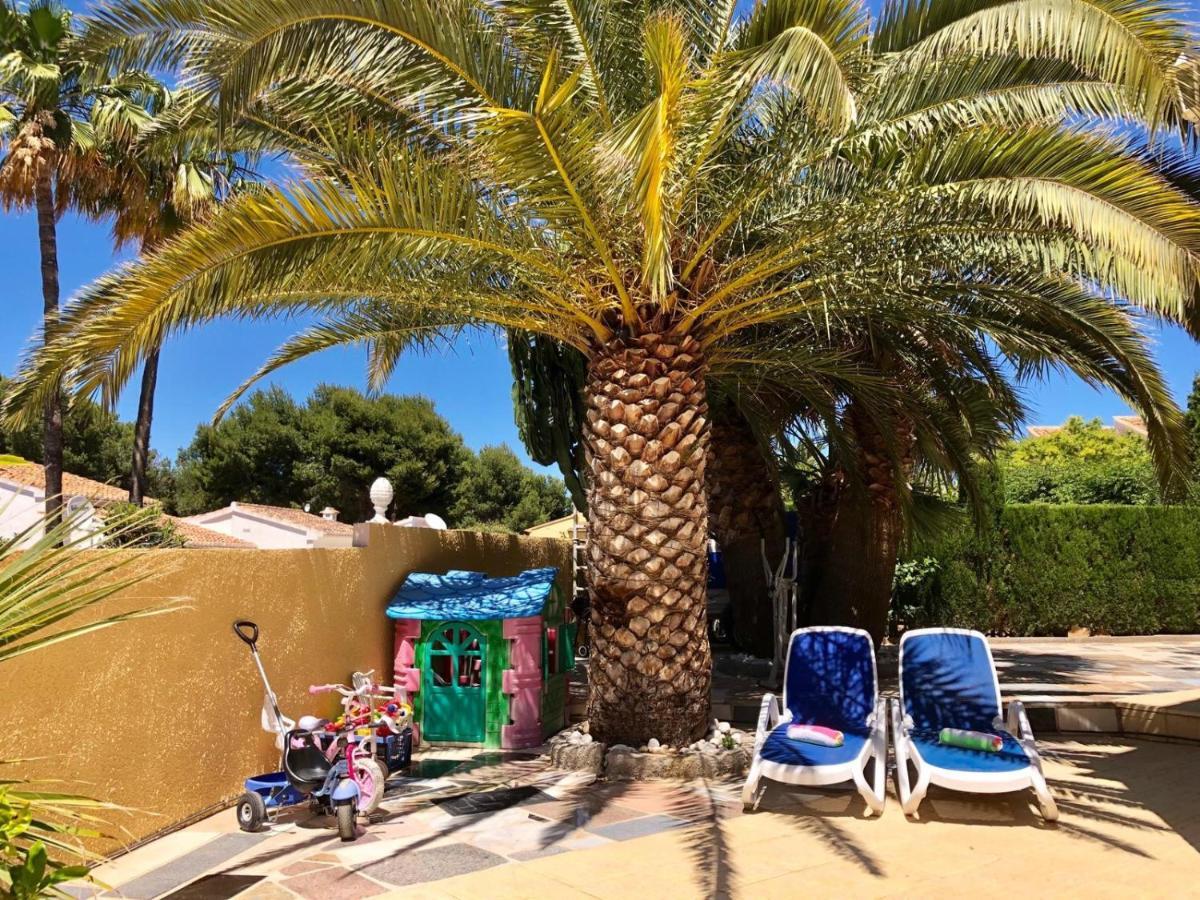 Villa Eva Asiana Guesthouse With Shared Pool Benissa Buitenkant foto